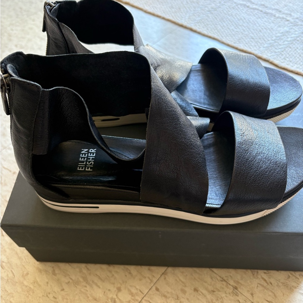 Eileen Fisher sport tumbled leather Women's Sandals